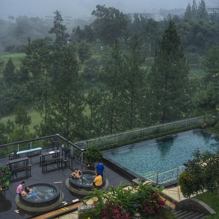 Villa Roemah Asri - Resor Dago Pakar